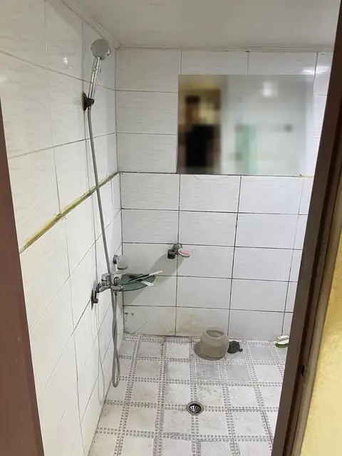 유품정리 · 욕실 작업 전 현장 사진
