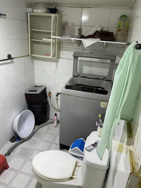 유품정리 · 세탁 욕실 작업 전 현장 사진